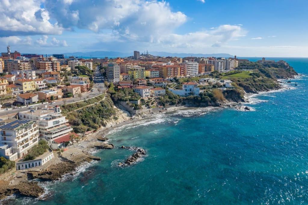 Appartamento Sirena A 2 Passi Dal Mare Piombino Luaran gambar